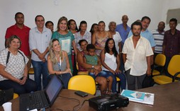 Prefeitura de Coqueiro Seco e Sebrae reúnem agricultores, pescadores e marisqueiras para impulsionar a economia local