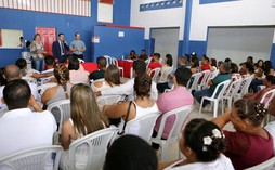 Justiça itinerante emite documentos, resolve problemas judiciais e oficializa união de 70 casais em Coqueiro Seco